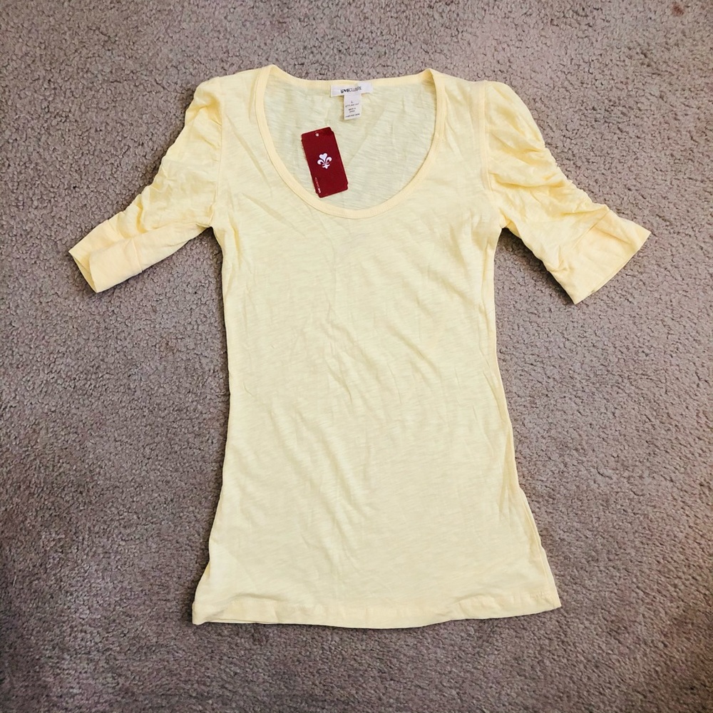 NWT!! Women’s Yellow Shirt Top Gathered Mutton 1/2 Sleeve Shirt Blouse T-shirt